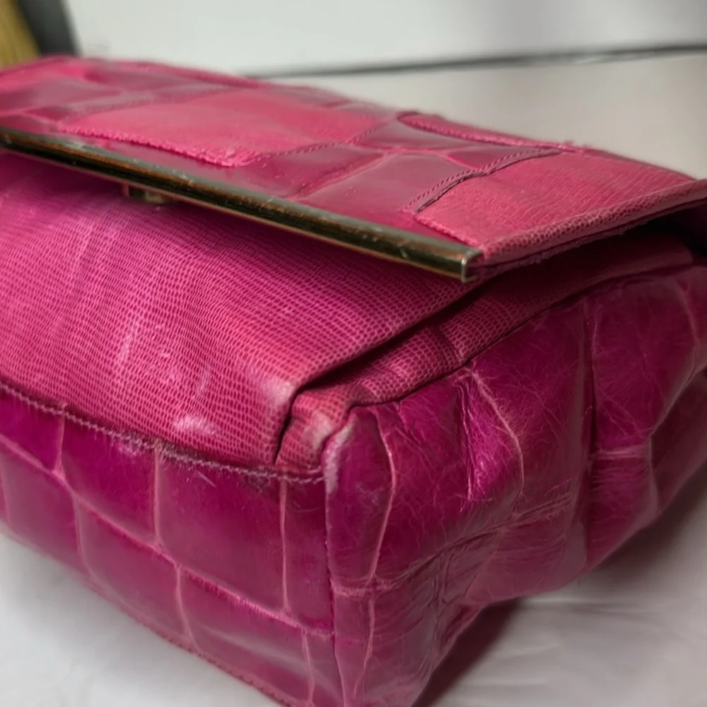 Sharif vintage Pink crocodile pattern Handbag - Picture 7 of 12